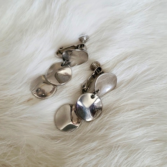 Vintage Napier Clip-on Earrings - Picture 1 of 3